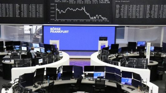 Red-hot US inflation hammers European shares amid recession fears