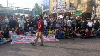 শাহবাগ-কারওয়ান বাজার-ফার্মগেট শিক্ষার্থীদের দখলে